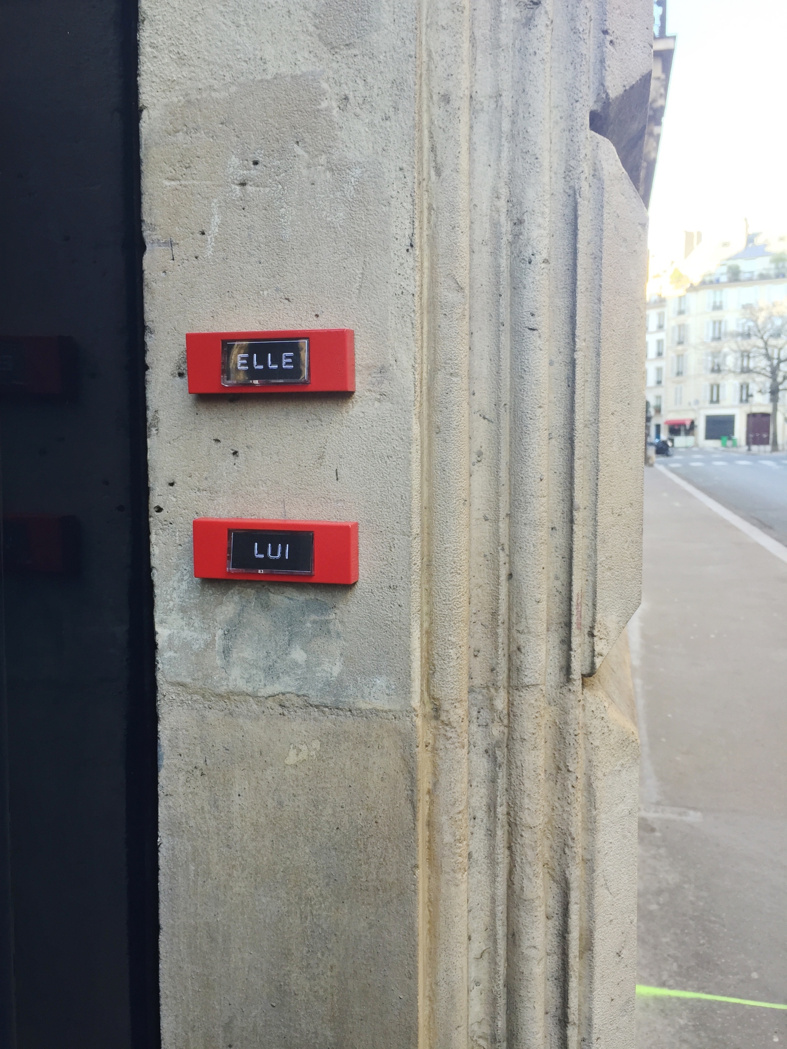 Eux deux "Elle et Lui" – Paris 9ème arrondissement – 2015 – Le Sonneur