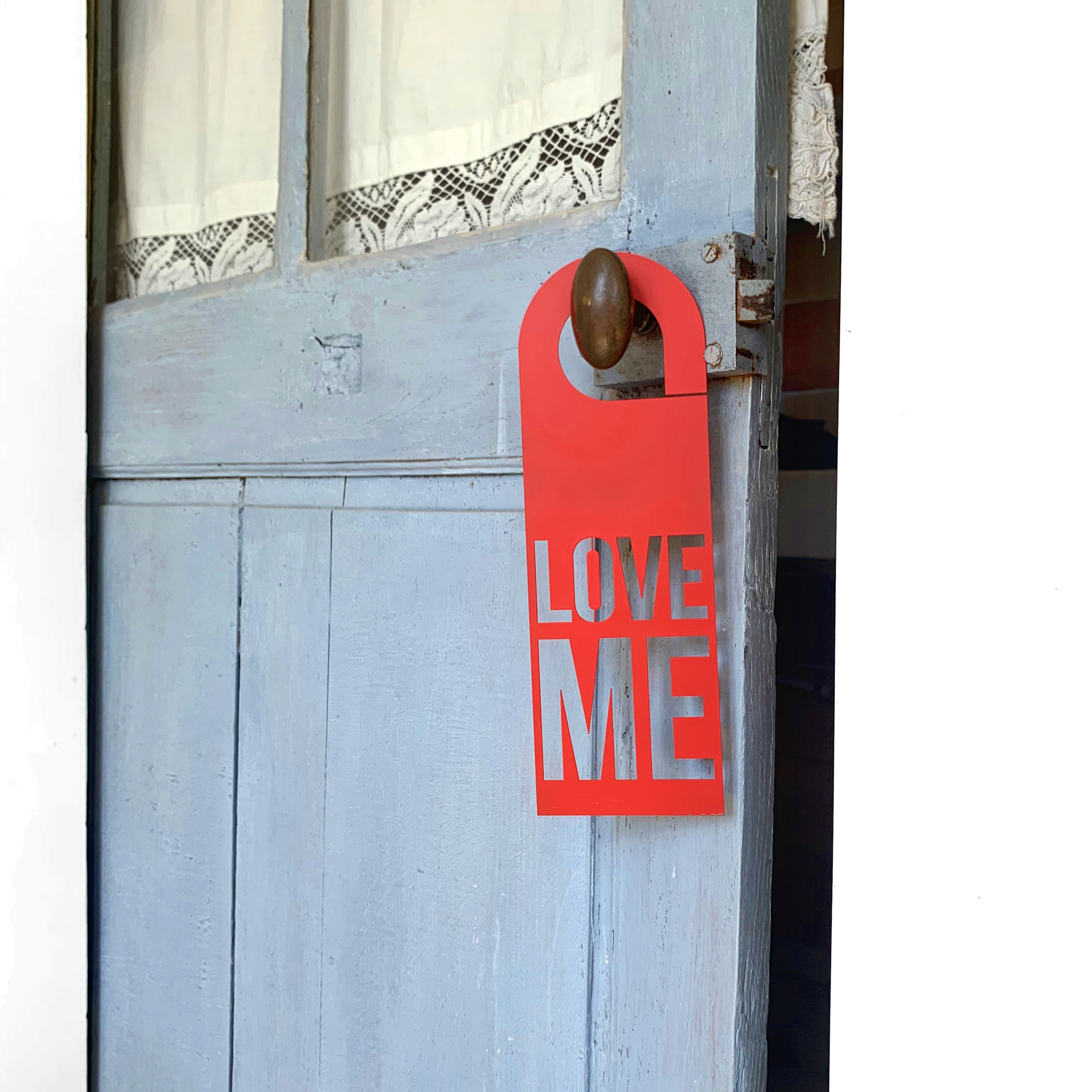 Door Hanger Love Me - Steel – Le Sonneur – Somewhere – 2020